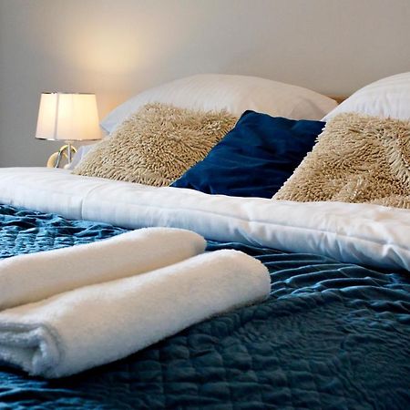 Cybernetyki 6B Serviced Accommodation Варшава Экстерьер фото